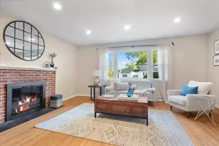 19 Dartmouth Ter, White Plains, NY 10607 - Photo 8