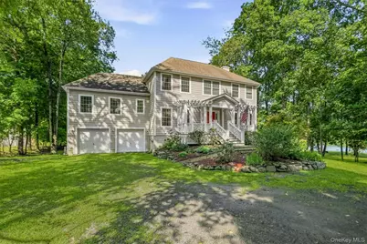 9 Short Road, New Windsor, NY 12553 - Photo 2