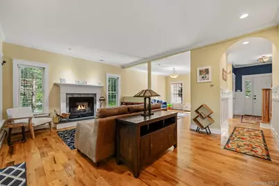 9 Short Road, New Windsor, NY 12553 - Photo 12