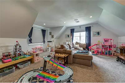 406 Vanderbilt Boulevard, Oakdale, NY 11769 - Photo 14