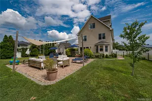 406 Vanderbilt Blvd, Oakdale, NY 11769 - Photo 22