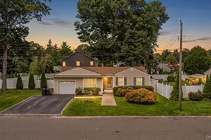 91 Haynes Ave, West Islip, NY 11795 - Photo 2