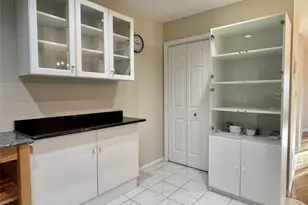 24 Ray Pl, Scarsdale, NY 10583 - Photo 12