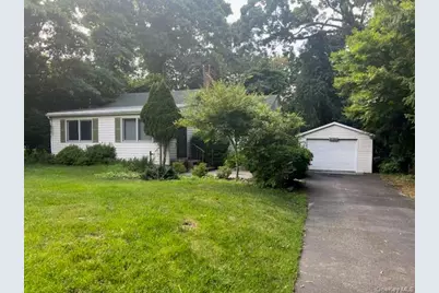 176 N Side Road, Wading River, NY 11792 - Photo 1