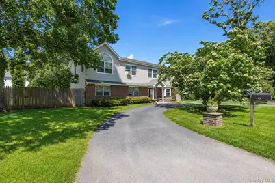 43 Harrison Drive, Shirley, NY 11967 - Photo 2