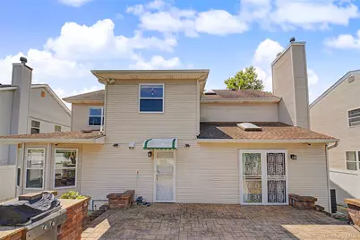 2455 7th Avenue, East Meadow, NY 11554 - Photo 32