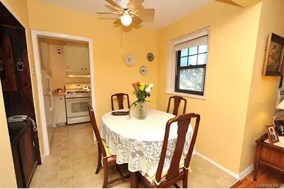 209 Garth Road #2M, Scarsdale, NY 10583 - Photo 16
