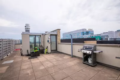 39-16 Prince Street #PhB, Flushing, NY 11354 - Photo 4