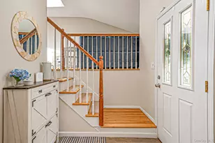 136 Vanderbilt Blvd, Oakdale, NY 11769 - Photo 14