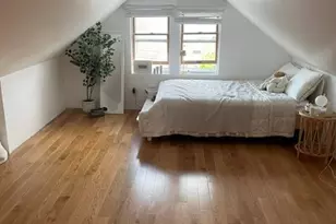 88-27 Aubery Ave, Glendale, NY 11385 - Photo 4