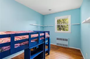 1691 Ivanhoe Dr, Merrick, NY 11566 - Photo 16