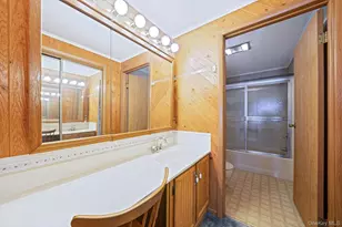 17 Dogwood Ln, Manorville, NY 11949 - Photo 8