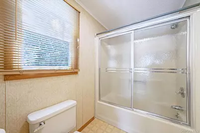 17 Dogwood Lane, Manorville, NY 11949 - Photo 10