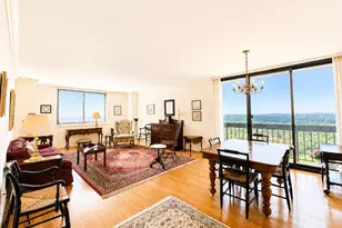 269-10 Grand Central Pkwy, Floral Park, NY 11005 - Photo 4