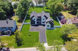 364 Old Farmingdale Rd, West Babylon, NY 11704 - Photo 42