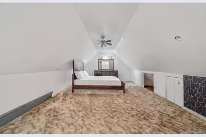 646 Clintonville Street, Whitestone, NY 11357 - Photo 20