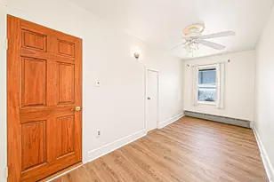 6-46 Clintonville St, Whitestone, NY 11357 - Photo 18