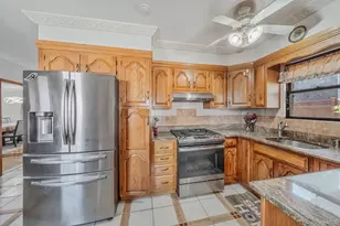 6-46 Clintonville St, Whitestone, NY 11357 - Photo 8