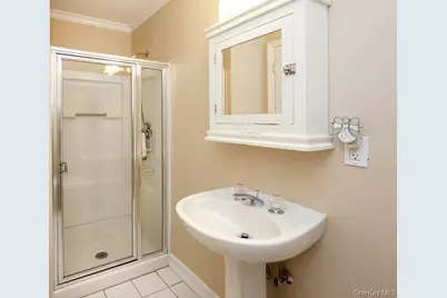 1039 Savoy Drive, Melville, NY 11747 - Photo 14