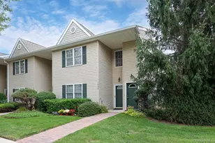 1039 Savoy Dr, Melville, NY 11747 - Photo 2