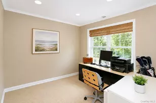 1039 Savoy Dr, Melville, NY 11747 - Photo 12
