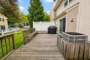 151 The Knoll, Syosset, NY 11791 - Photo 22