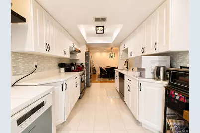 151 The Knoll, Syosset, NY 11791 - Photo 10