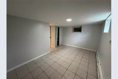 611 Park Avenue, Uniondale, NY 11553 - Photo 16
