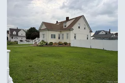611 Park Avenue, Uniondale, NY 11553 - Photo 4