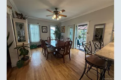 611 Park Avenue, Uniondale, NY 11553 - Photo 28
