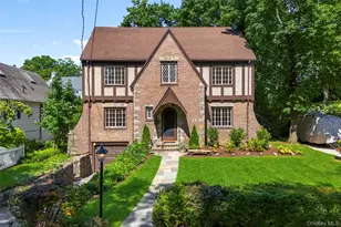 12 Dimitri Pl, Larchmont, NY 10538 - Photo 2