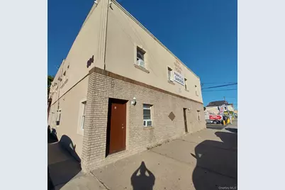 884 Nassau #c, Uniondale, NY 11553 - Photo 1