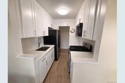 138-10 Franklin Avenue #11B, Flushing, NY 11355 - Photo 4