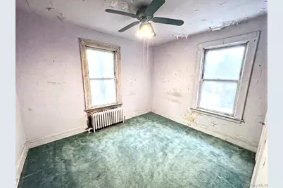 7 President Street, Far Rockaway, NY 11691 - Photo 12