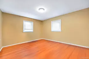 13 Crystal St, Elmont, NY 11003 - Photo 16