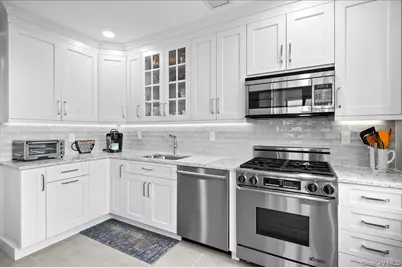10 City Place #31H, White Plains, NY 10601 - Photo 10