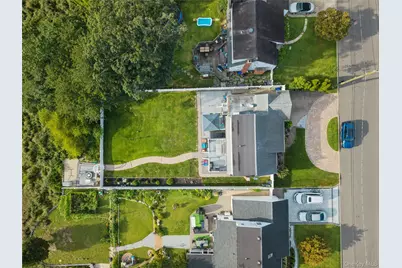 67 Deer Lake Drive, North Babylon, NY 11703 - Photo 44