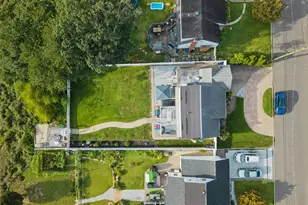 67 Deer Lake Dr, North Babylon, NY 11703 - Photo 44