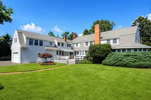 21 Seafield Ln, Westhampton Beach, NY 11978 - Photo 2