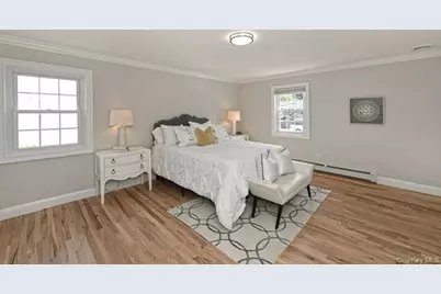 27 Osage Drive, Huntington Station, NY 11746 - Photo 14