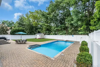 19 Opal Court, Hauppauge, NY 11788 - Photo 32