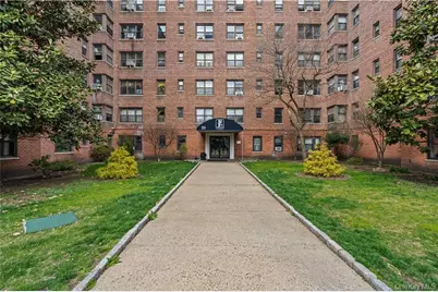 33 William Street #3K, Mount Vernon, NY 10552 - Photo 1