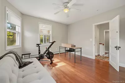 31 Desmond Avenue, Bronxville, NY 10708 - Photo 16