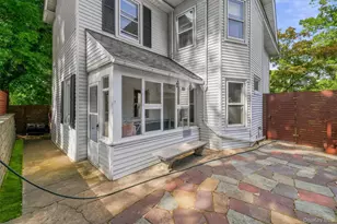 31 Desmond Ave, Bronxville, NY 10708 - Photo 32