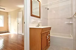 14 Weeks Pl, New Rochelle, NY 10801 - Photo 10