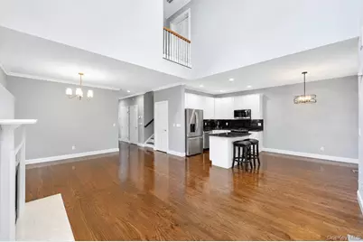 327 Medea Way, Central Islip, NY 11722 - Photo 8