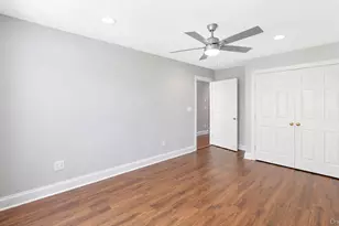 327 Medea Way, Central Islip, NY 11722 - Photo 32