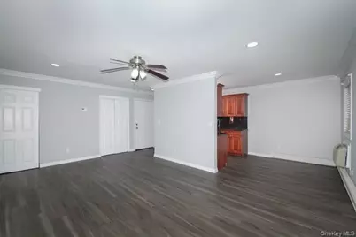 1750 W Main Street #H01, Riverhead, NY 11901 - Photo 4