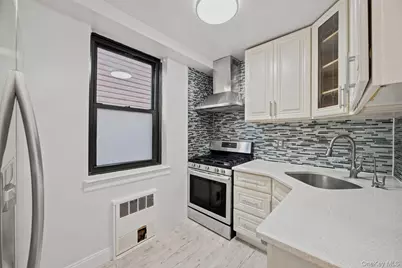 50-21 39th Place #2E, Sunnyside, NY 11104 - Photo 6