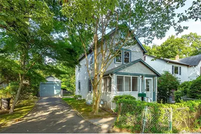 11 Potters Court, Great Neck, NY 11024 - Photo 1